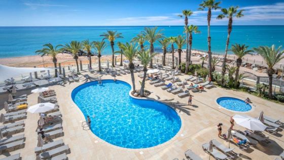 Caprici Beach Hotel & Spa
